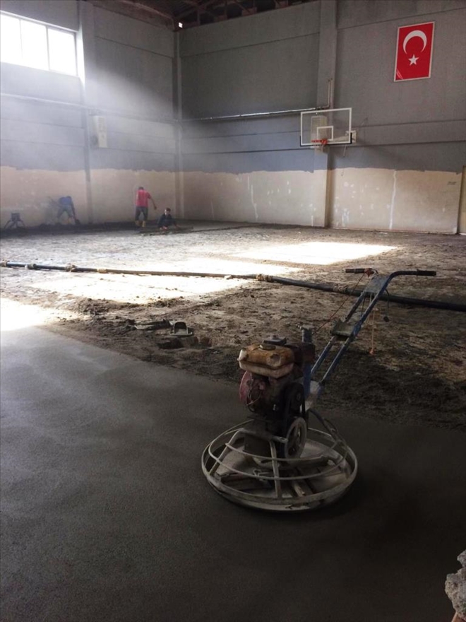 MAÇKA SPOR SALONU BAKIMDA 