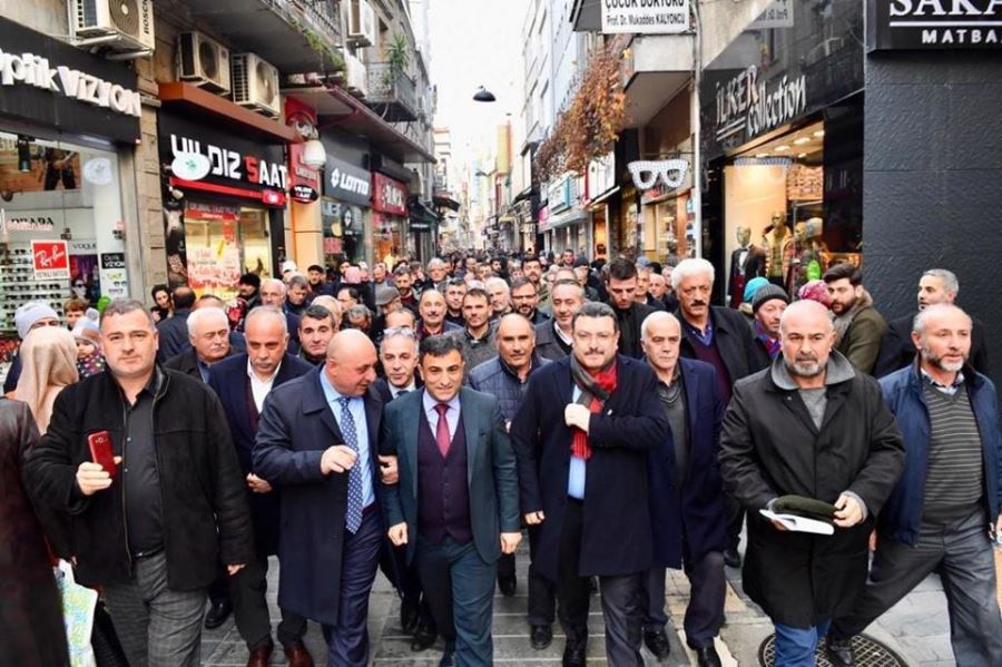 AK PARTİ ORTAHİSAR’DAN GÖVDE GÖSTERİSİ 