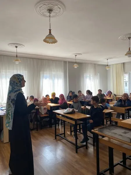 GENÇ GÖNÜLLER ÇOCUK GÖNÜLLERLE BULUŞTU 