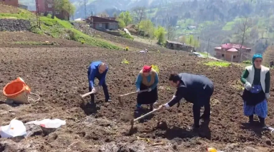 KAYMAKAM VE BAŞKAN’DAN VATANDAŞA DESTEK! 