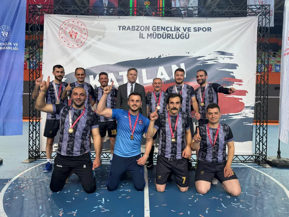 NAMAĞLUP ŞAMPİYONA ŞAPKA ÇIKARIN!