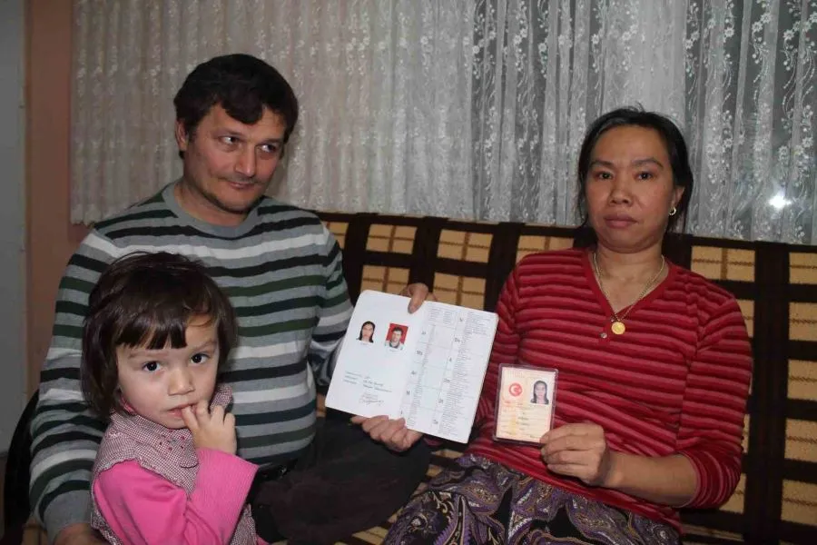 BOŞANMAK İÇİN 11 YILDIR TAYVANLI EŞİNİ ARIYOR 