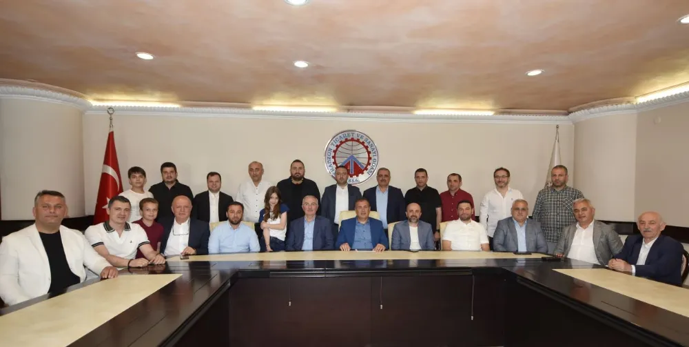 BAYRAMLAŞMA TÖRENİNDE İŞ KONUŞULDU 