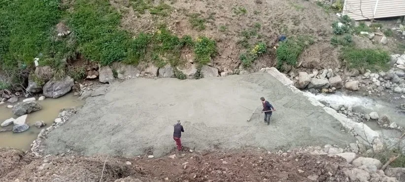 MAÇKA BELEDİYESİ EKSİKLERİ TAMAMLIYOR