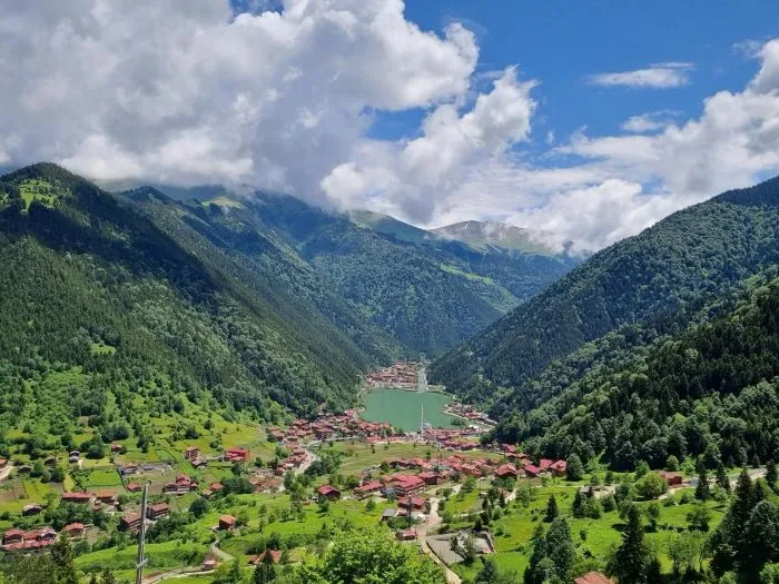 UZUNGÖL’E HES YAPILMAYACAK 