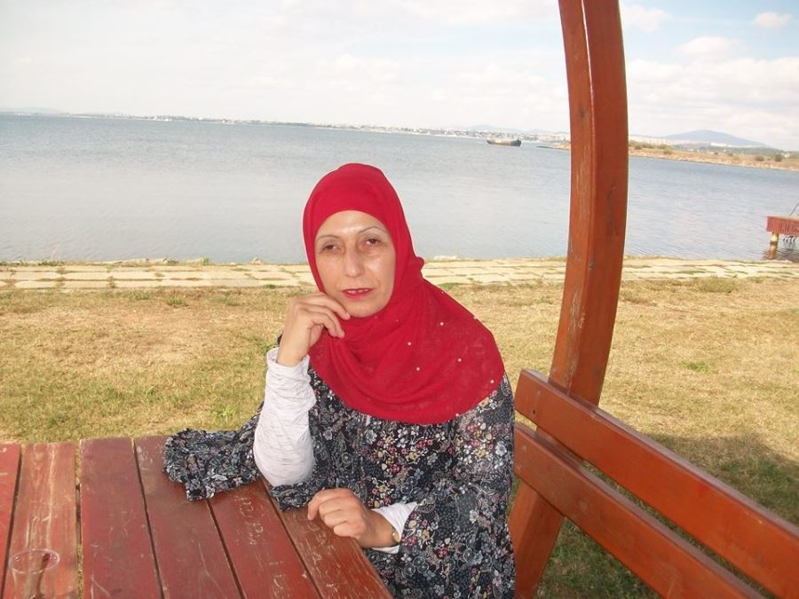  Bir roman, bir tiyatro, bir hikaye…        