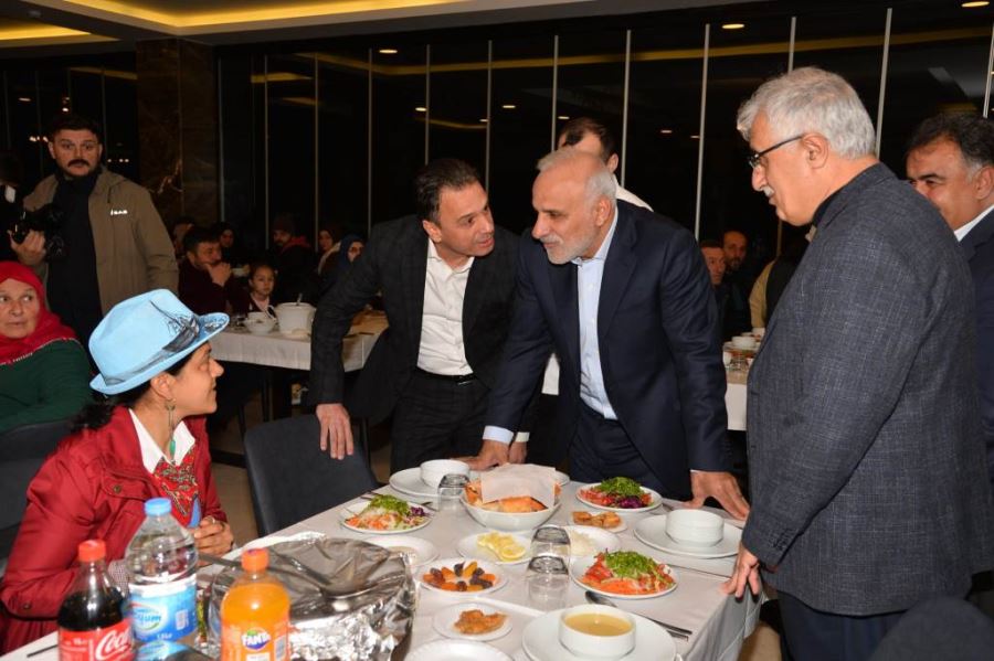 BAŞKAN ZORLUOĞLU MAÇKALI HEMŞEHRİLERİYLE BULUŞTU