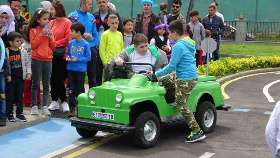 HEM ÖĞRENDİLER HEM EĞLENDİLER 