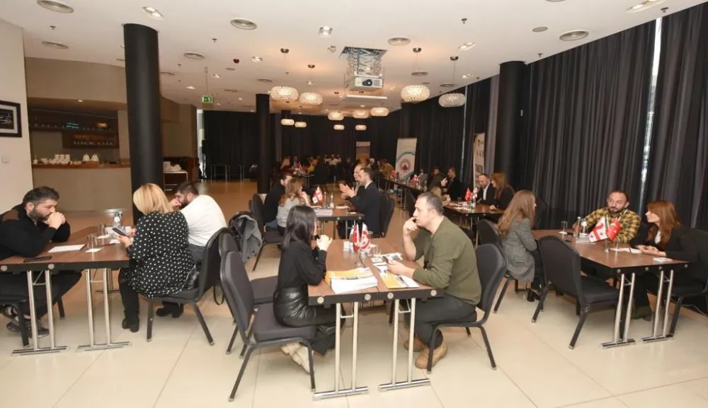 MOBİLYA SEKTÖRÜ GÜRCİSTAN’DA İŞ BİRLİKLERİNE İMZA ATTI 