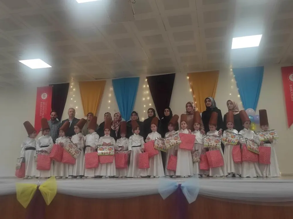 KUR’AN KURSU’NDA MEZUNİYET COŞKUSU 