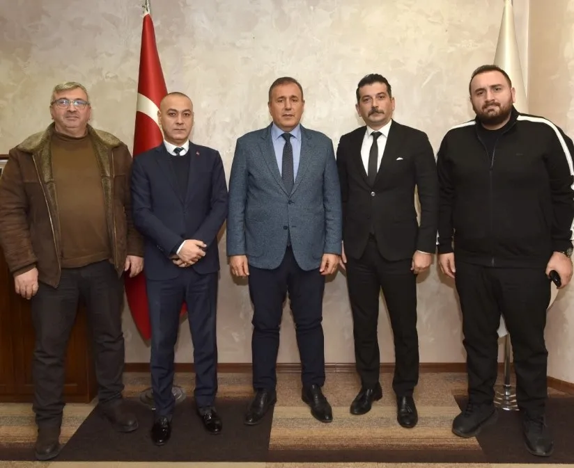 İŞ DÜNYASI O KONUDA BİLGİLENDİRİLDİ 