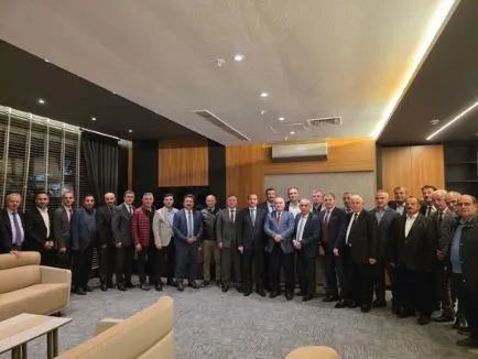 İLMilli EĞİTİM CAMİASI VEDA YEMEĞİNDE BULUŞTU