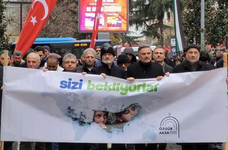 BU KEZ ZAFER İÇİN YÜRÜDÜLER 