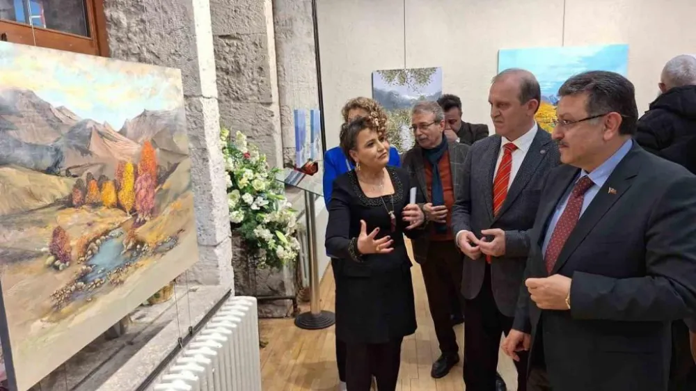 35 YILLIK DOKTORUN SERGİSİ İLGİ ÇEKTİ 