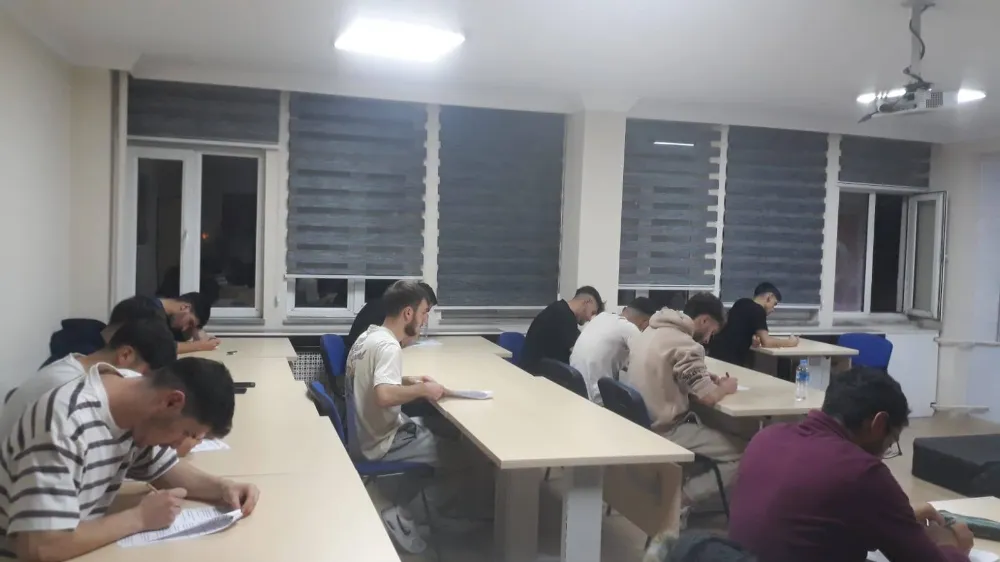 BU YARIŞMA UMRE ÖDÜLLÜ 