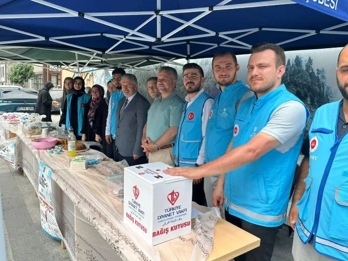 MAÇKA, GAZZE İÇİN KENETLENDİ 