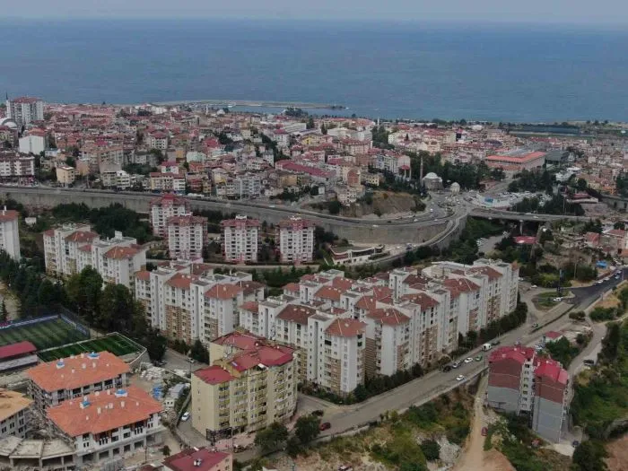 EMLAKÇILARIN BEKLENTİSİ BANKALARA KAYDI 